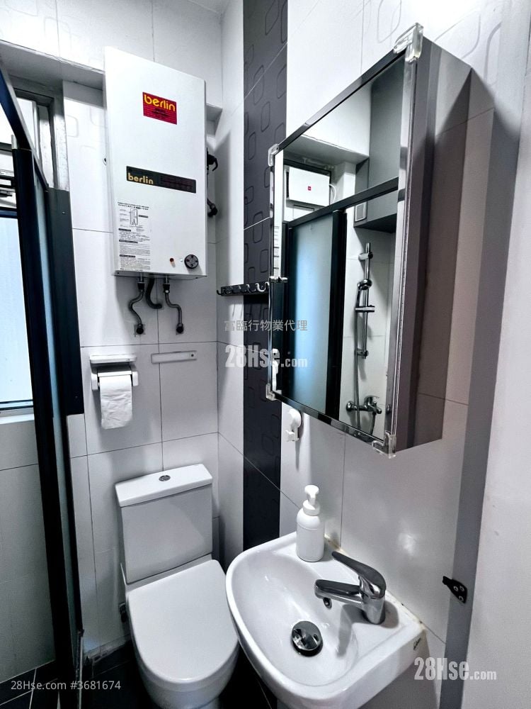 乐景大厦 售盘 2 房 , 1 浴室 328 平方尺