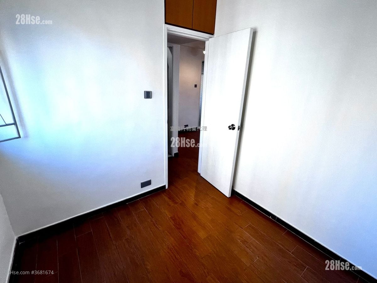 乐景大厦 售盘 2 房 , 1 浴室 328 平方尺