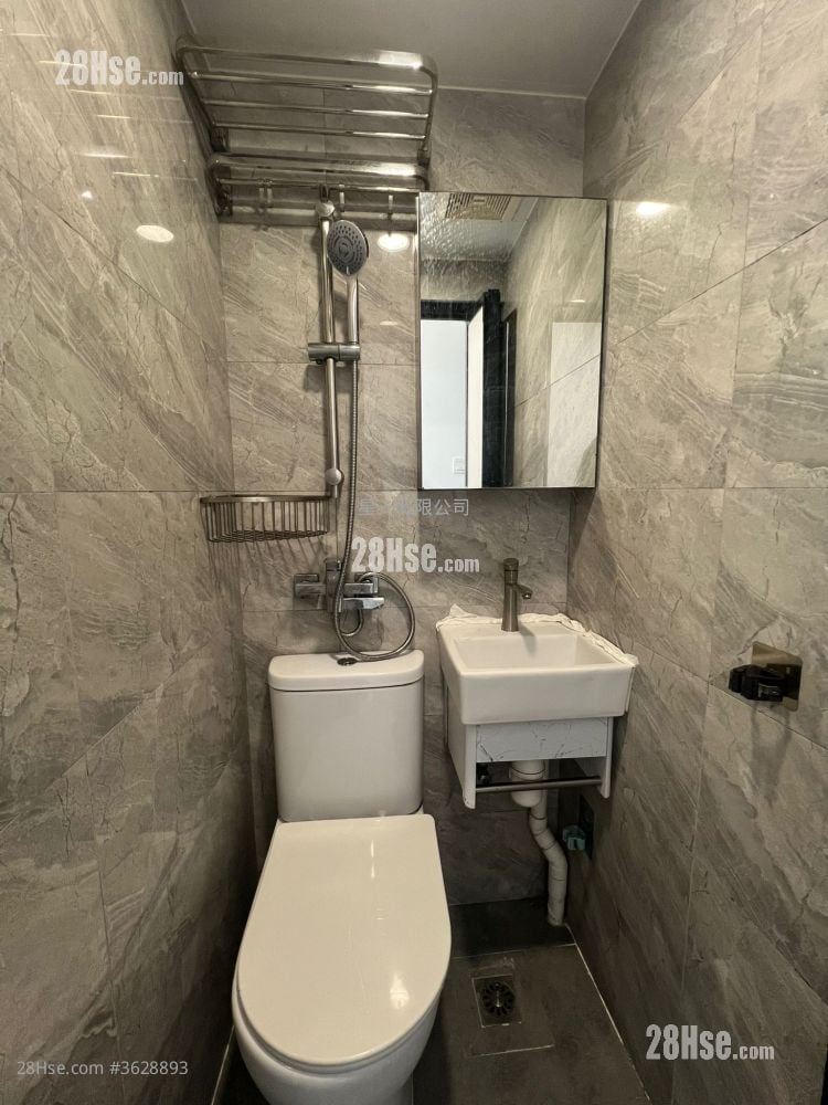 华敦大厦 租盘 1 房 , 1 浴室 160 平方尺