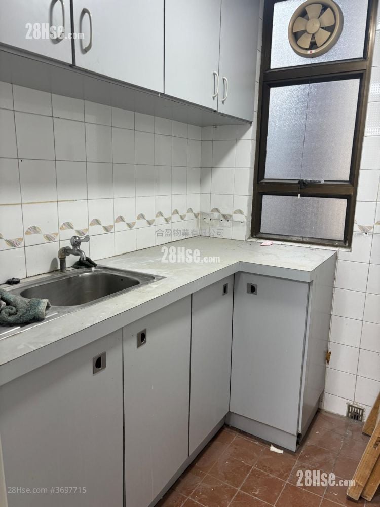 德辅道中206号 租盘 开放式间隔 , 2 厕所