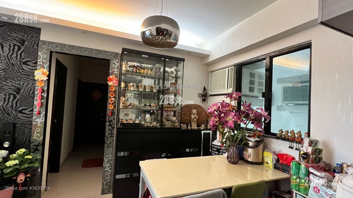 富丽花园 售盘 3 房 , 2 浴室 556 平方尺