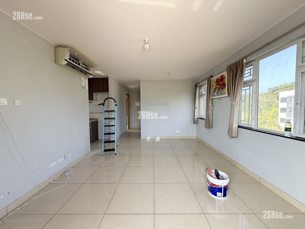 村屋 售盘 2 房 , 2 浴室 780 平方尺