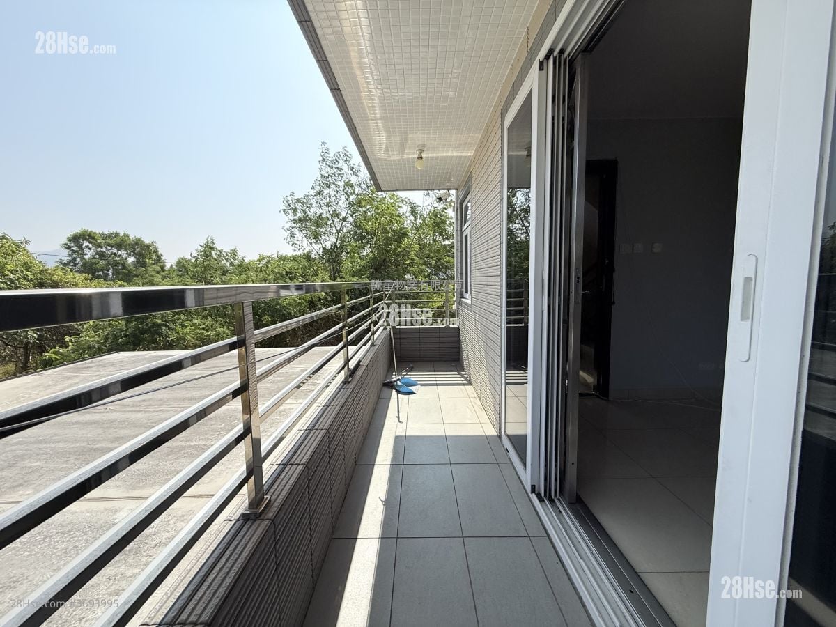 村屋 售盘 2 房 , 2 浴室 780 平方尺