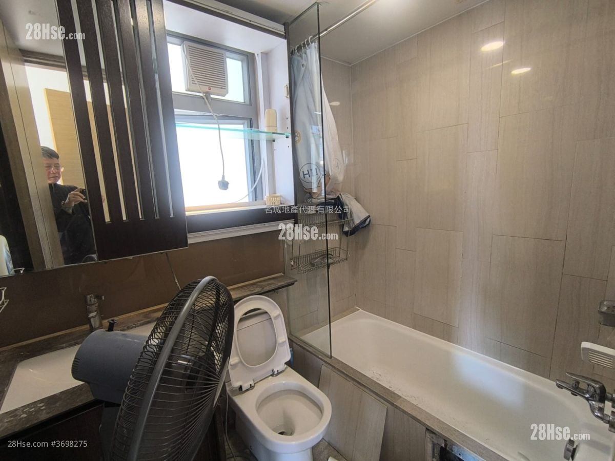 The Reach Rental 3 Bedrooms , 2 Bathrooms 659 ft²