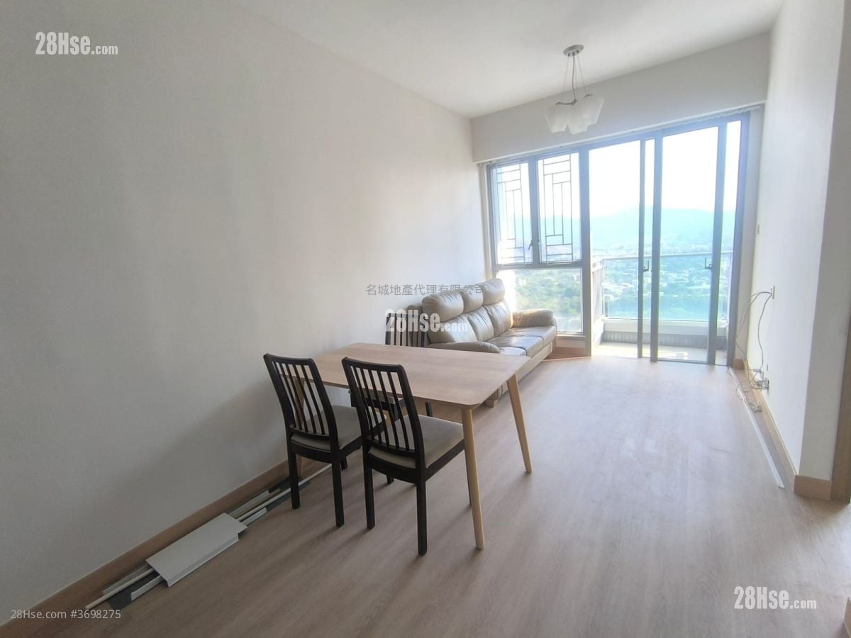 The Reach Rental 3 Bedrooms , 2 Bathrooms 659 ft²