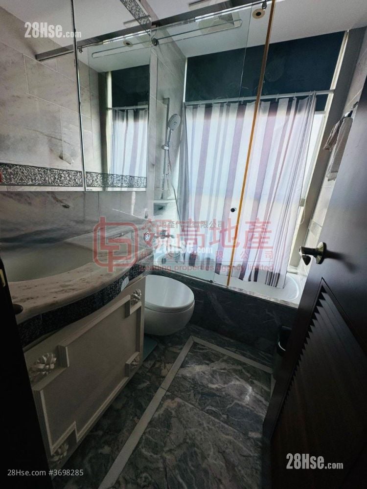 御金国峯 售盘 4 房 , 2 浴室 1,614 平方尺