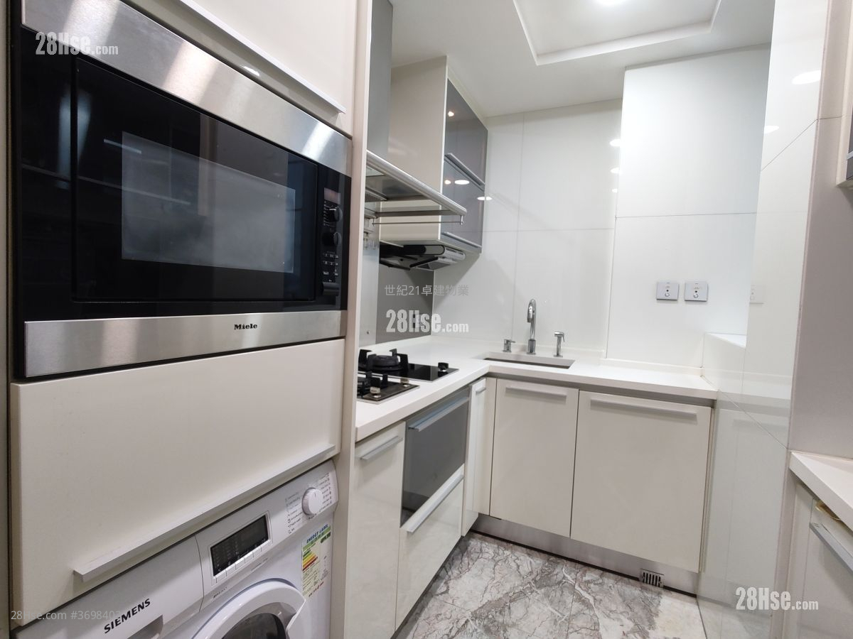 天玺 售盘 2 房 , 2 浴室 637 平方尺