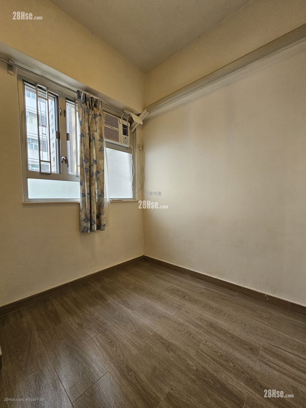 单幢楼房 售盘 2 房 , 1 浴室 367 平方尺