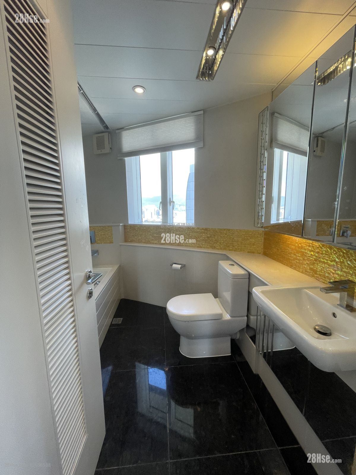 名铸 租盘 3 房 , 2 浴室 1,466 平方尺