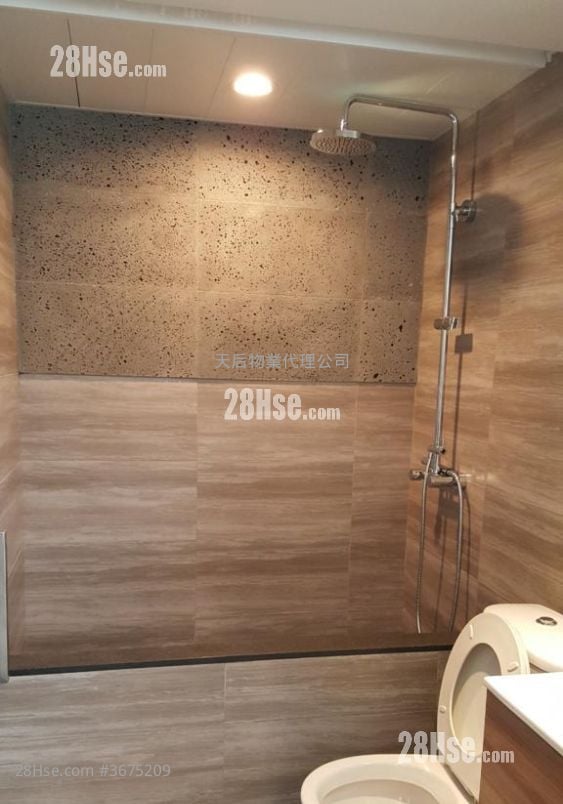 唐楼 售盘 3 房 , 2 浴室 670 平方尺