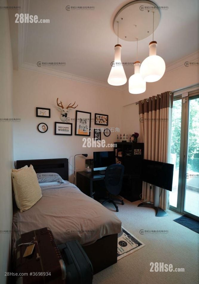 浅月湾 售盘 4 房 , 4 浴室 2,012 平方尺