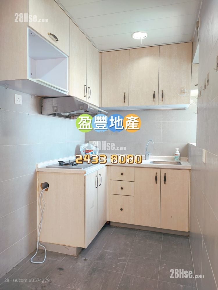 Miami Beach Towers Sell 2 Bedrooms , 1 Bathroom 443 ft²