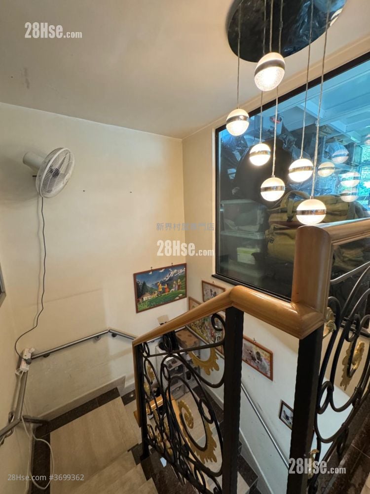 村屋 售盤 2,100 平方呎