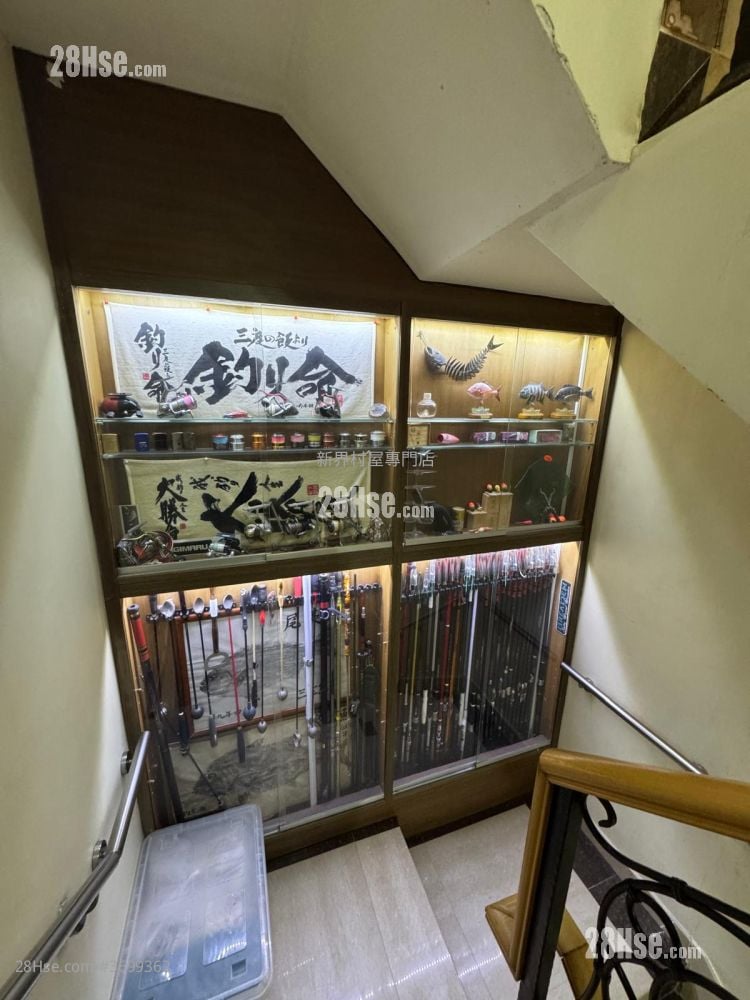 村屋 售盤 2,100 平方呎