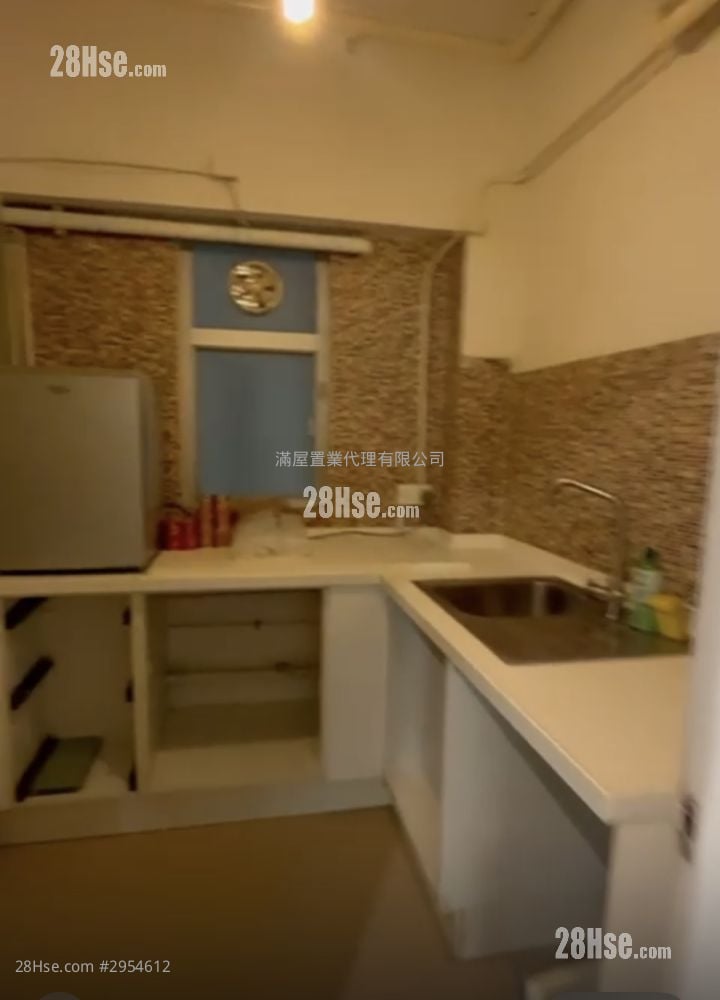 Po Hing Mansion Rental 2 Toilets