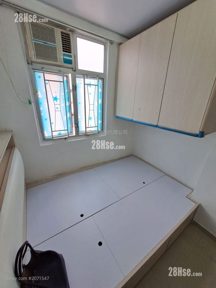 Heung Shing Building Rental Studio , 1 Bathroom 130 ft²