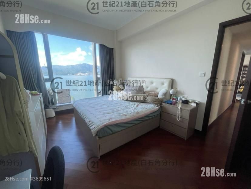 Mayfair By The Sea Rental 2,524 ft²