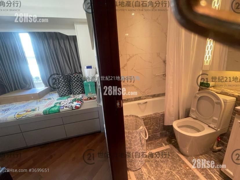 Mayfair By The Sea Rental 2,524 ft²