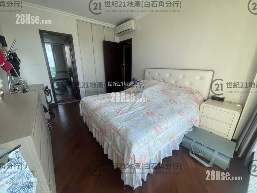 Mayfair By The Sea Rental 2,524 ft²