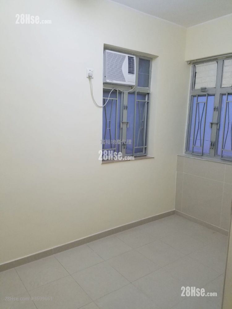 唐樓 租盤 開放式間隔 120 平方呎