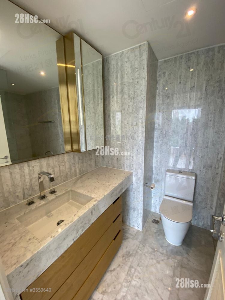 何文田山畔 售盘 4 房 , 3 浴室 1,257 平方尺