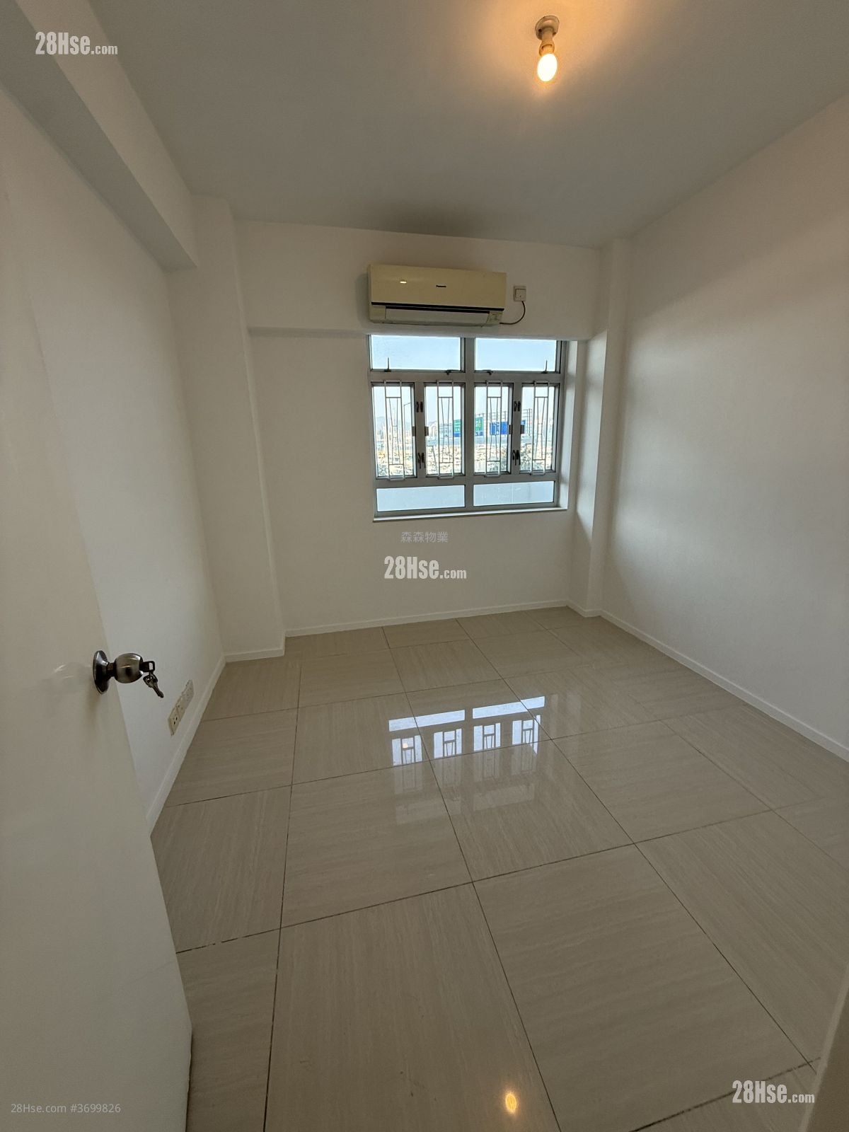 海濱大廈 租盤 3 房 , 2 浴室 1,068 平方呎