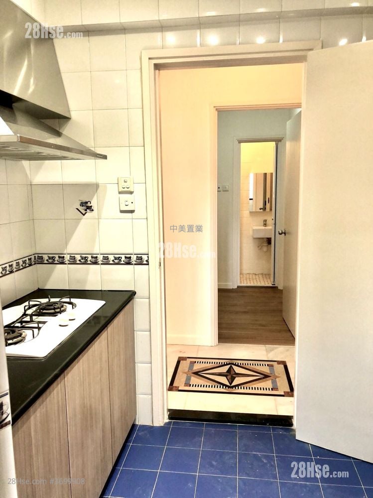 龙华花园 售盘 3 房 , 2 浴室 976 平方尺