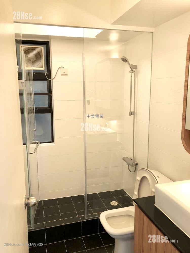 龙华花园 售盘 3 房 , 2 浴室 976 平方尺