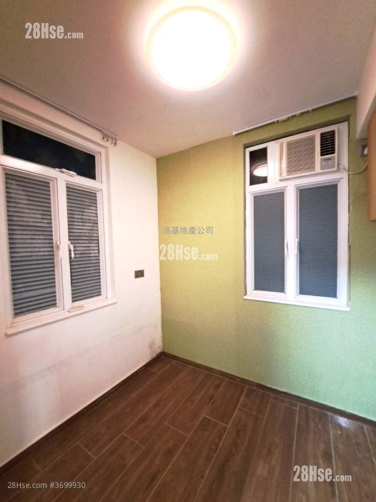 Wang Kwong Building Sell 2 Bedrooms , 1 Bathroom 374 ft²