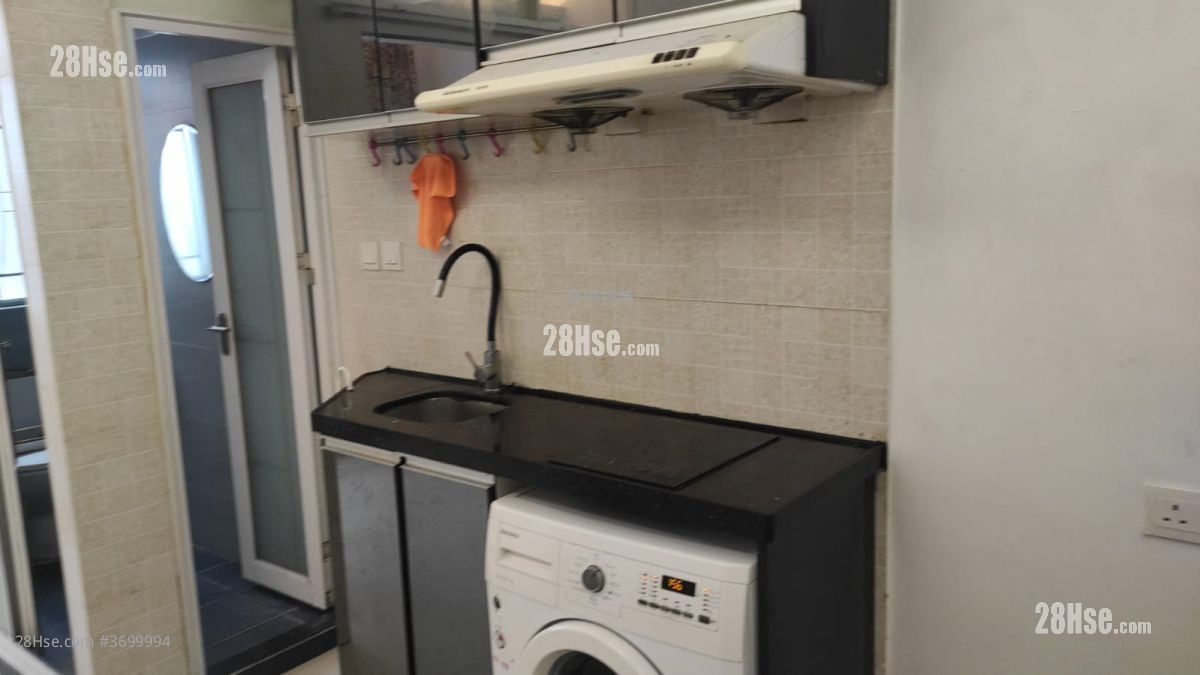 柯士甸路5号 租盘 1 房 , 1 浴室 190 平方尺