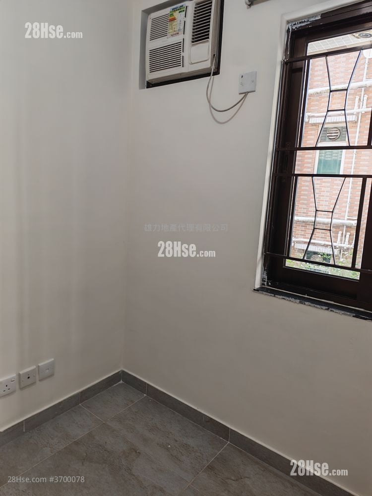 村屋 租盤 350 平方呎