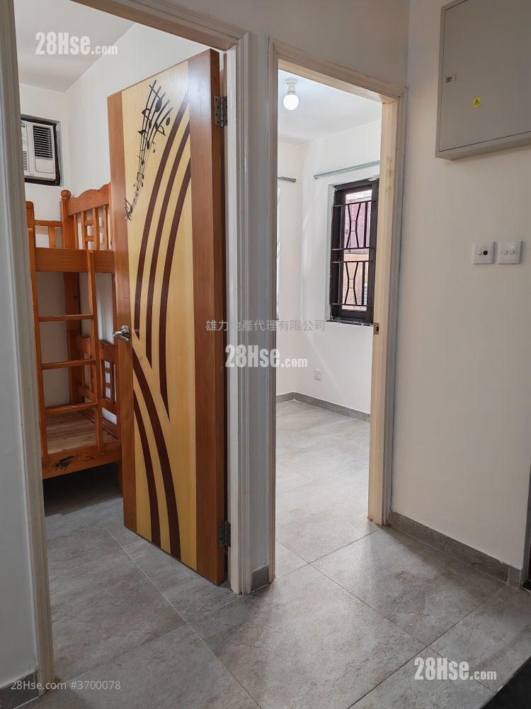 村屋 租盤 350 平方呎