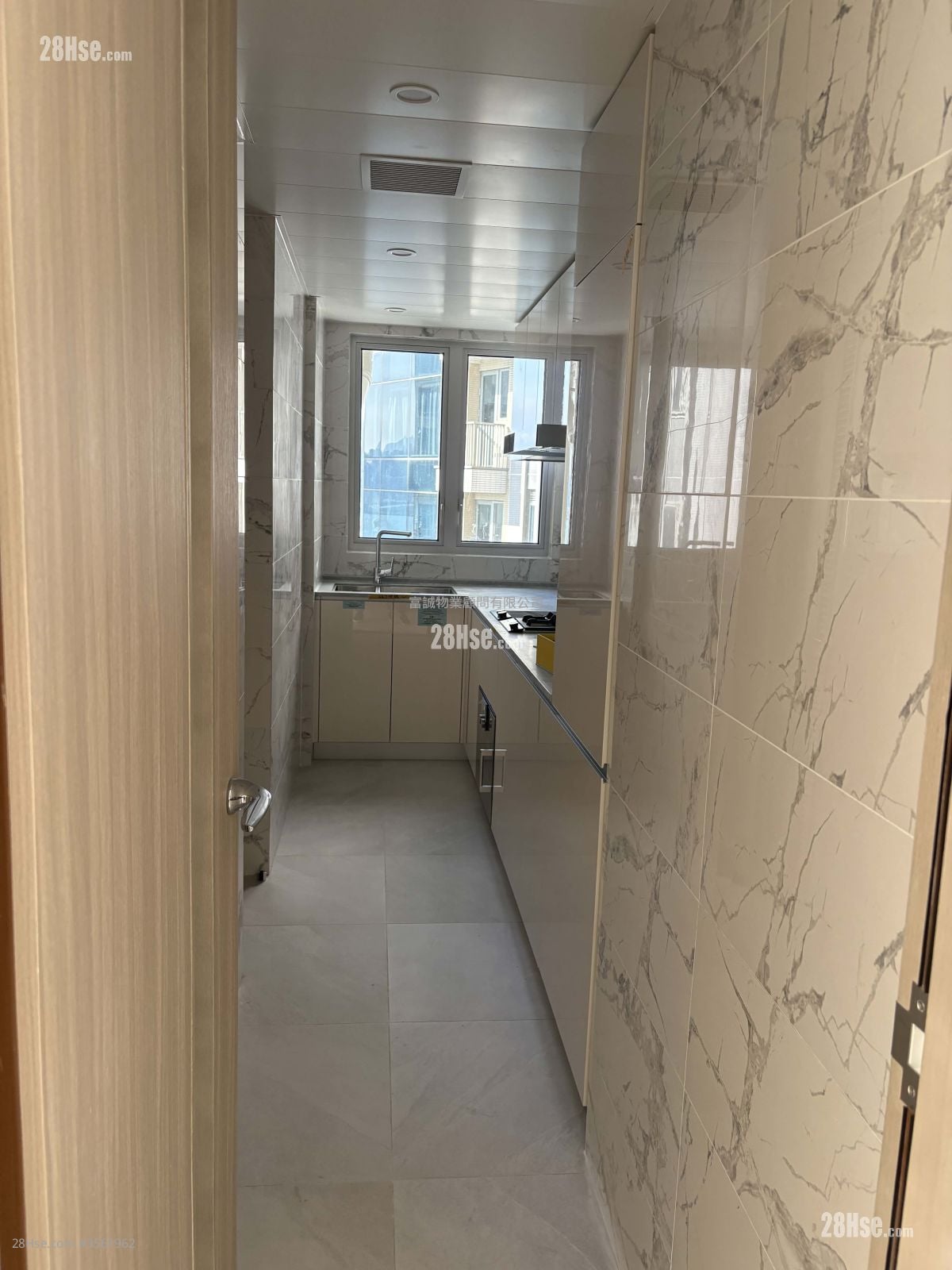 親海駅 租盤 3 房 , 2 浴室 718 平方呎