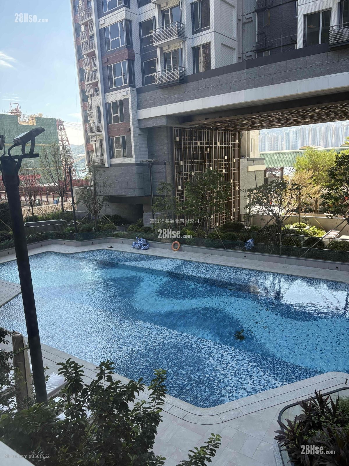 親海駅 租盤 3 房 , 2 浴室 718 平方呎