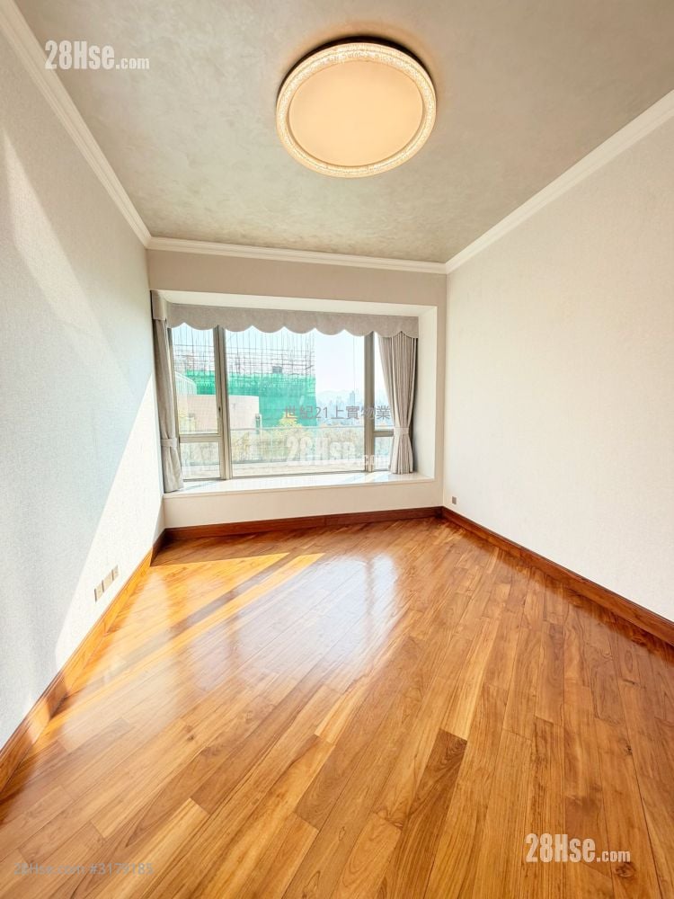 逸珑 售盘 4 房 , 3 浴室 1,650 平方尺