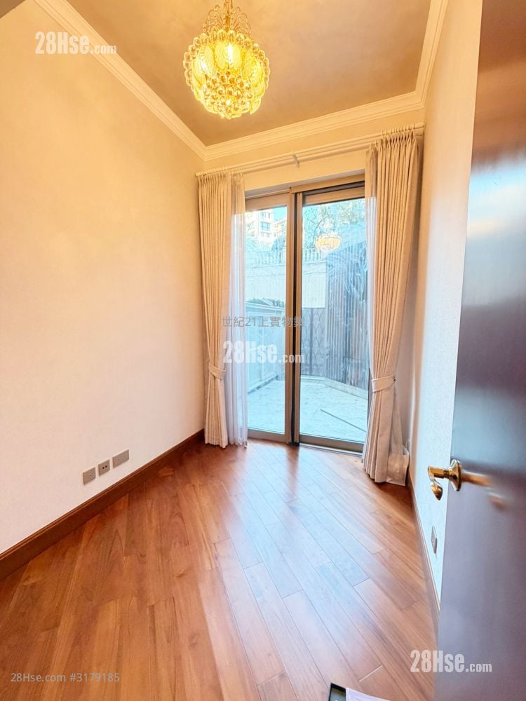 逸珑 售盘 4 房 , 3 浴室 1,650 平方尺