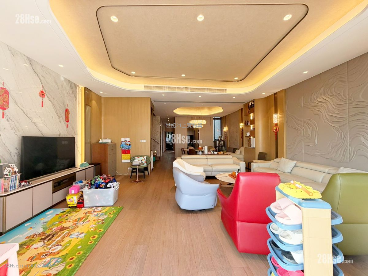 Mont Rouge Sell 4 Bedrooms , 4 Bathrooms 2,846 ft²