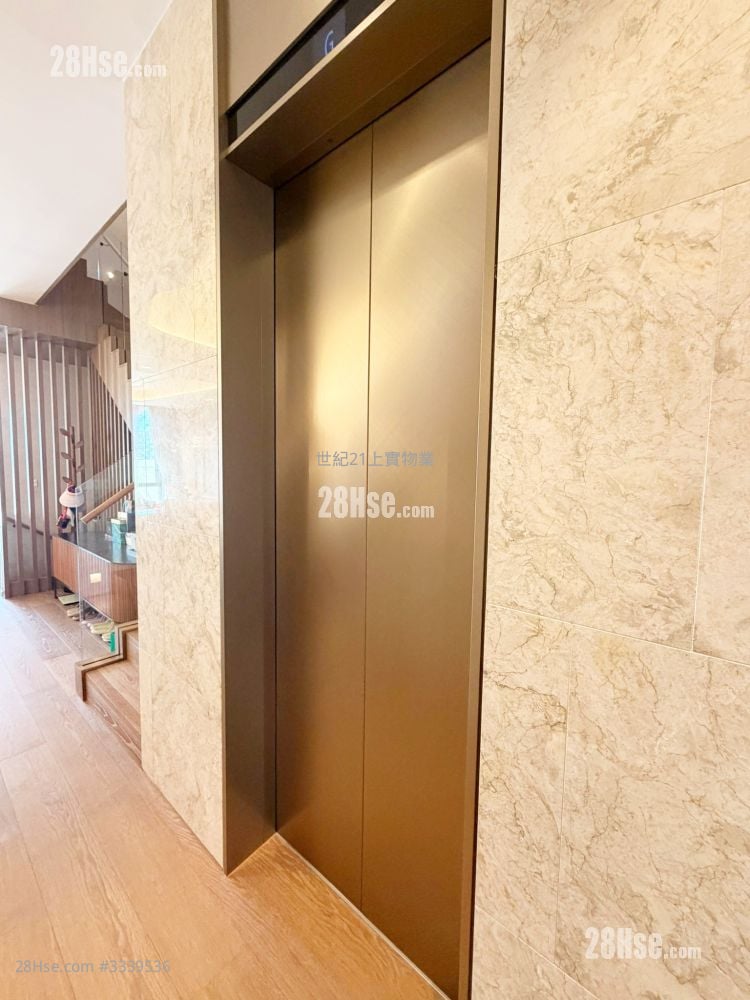 Mont Rouge Sell 4 Bedrooms , 4 Bathrooms 2,846 ft²