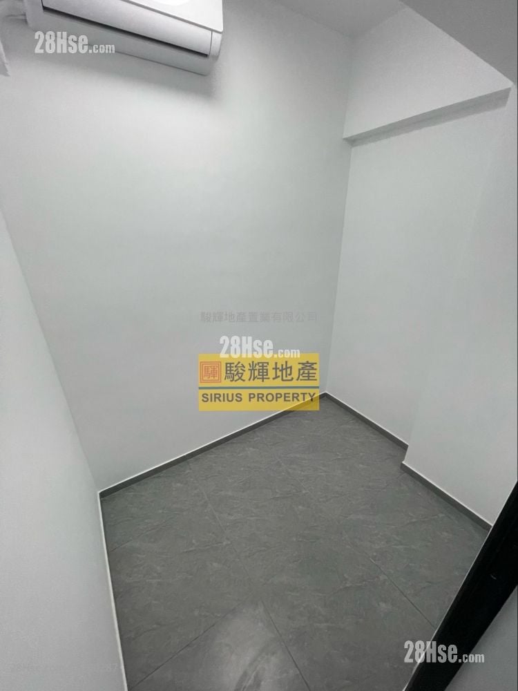 Sincere House Rental 180 ft²