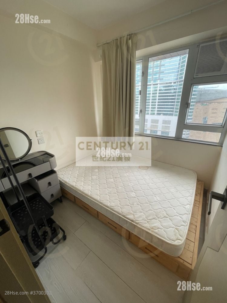 Shun Hing Building Sell 1 Bedroom , 1 Bathroom 268 ft²