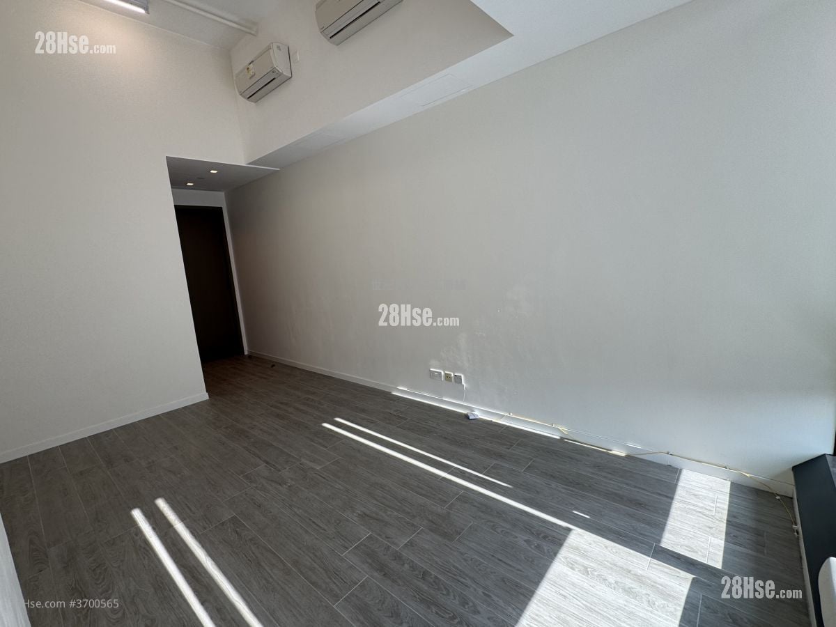 W LUXE 租盘 256 平方尺