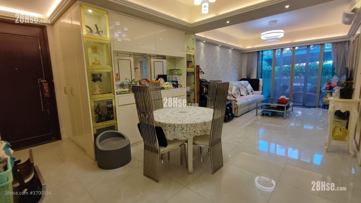 Mayfair By The Sea Sell 2 Bedrooms , 2 Bathrooms 975 ft²