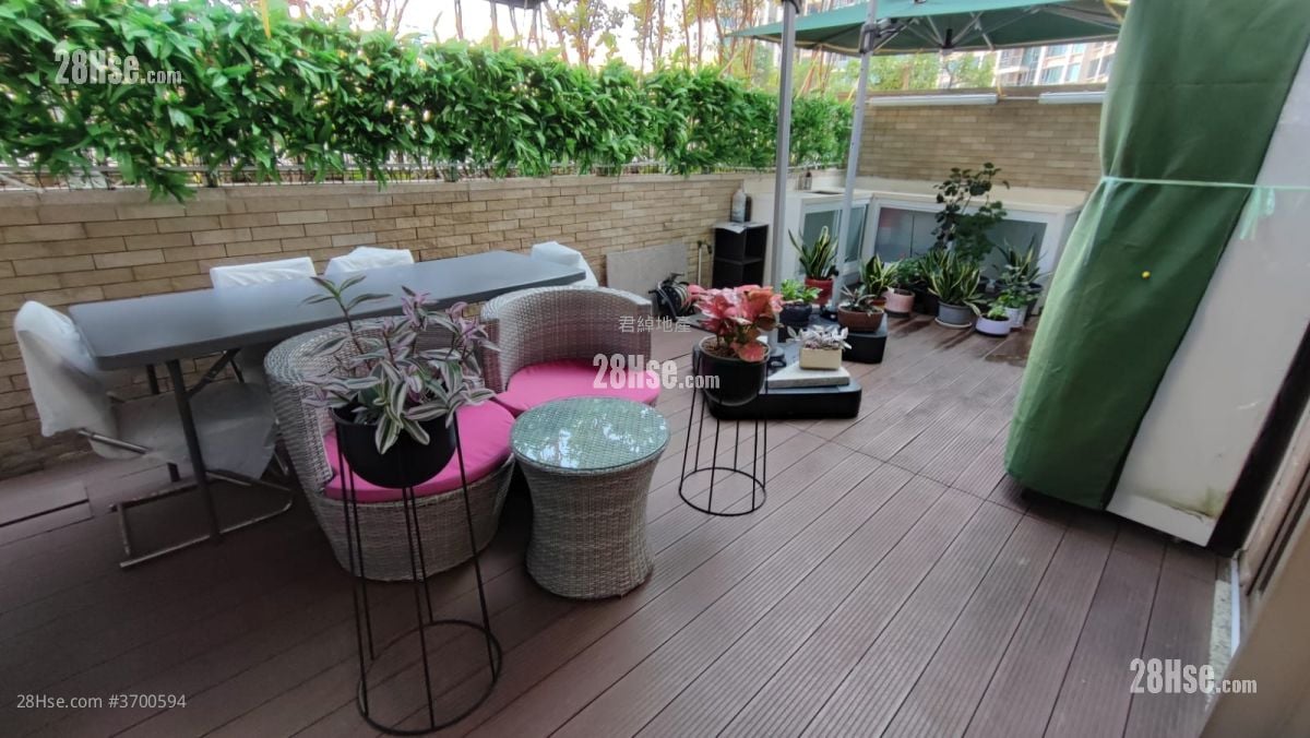 Mayfair By The Sea Sell 2 Bedrooms , 2 Bathrooms 975 ft²