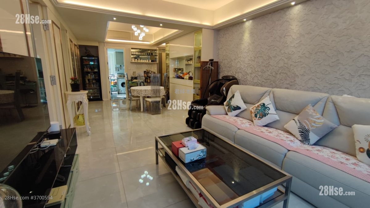 Mayfair By The Sea Sell 2 Bedrooms , 2 Bathrooms 975 ft²