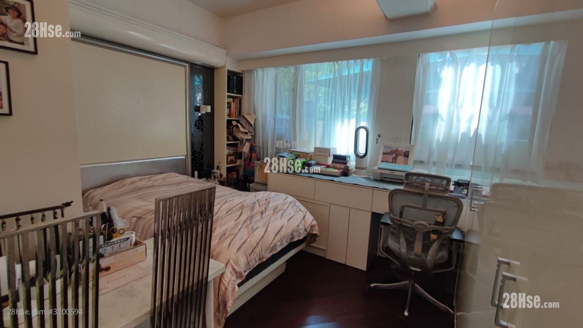 Mayfair By The Sea Sell 2 Bedrooms , 2 Bathrooms 975 ft²