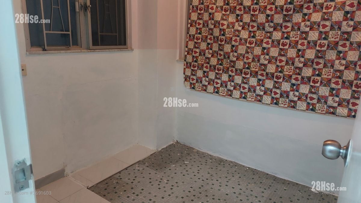 兆丰大楼 售盘 2 房 , 1 浴室 265 平方尺