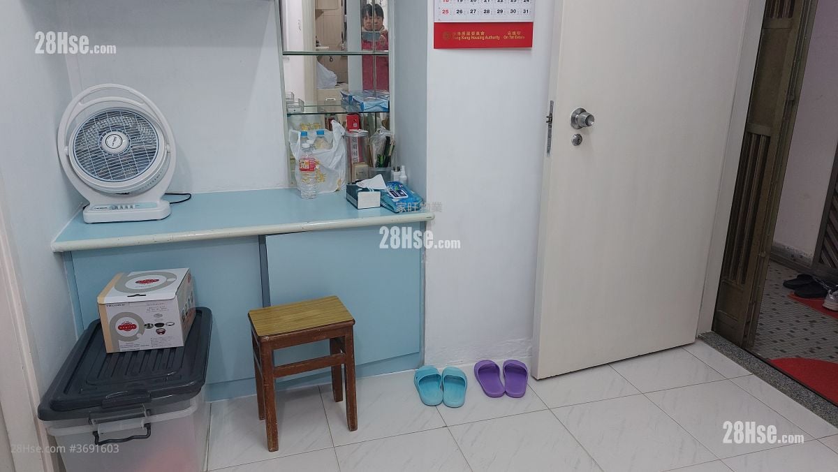 兆丰大楼 售盘 2 房 , 1 浴室 265 平方尺