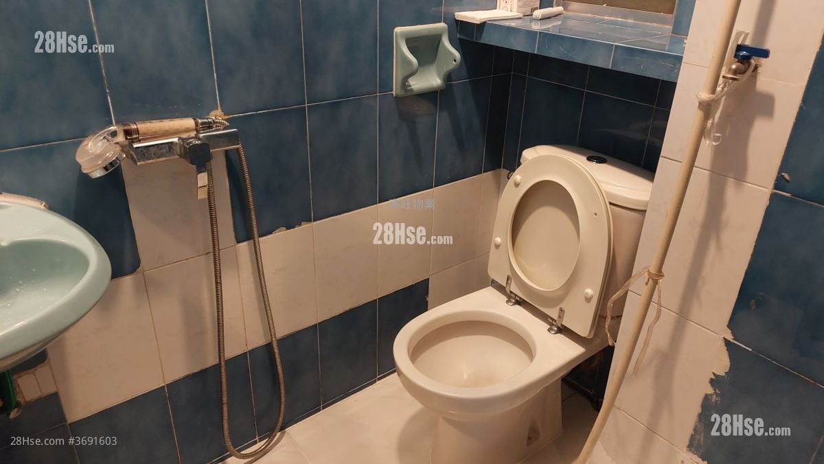 兆丰大楼 售盘 2 房 , 1 浴室 265 平方尺