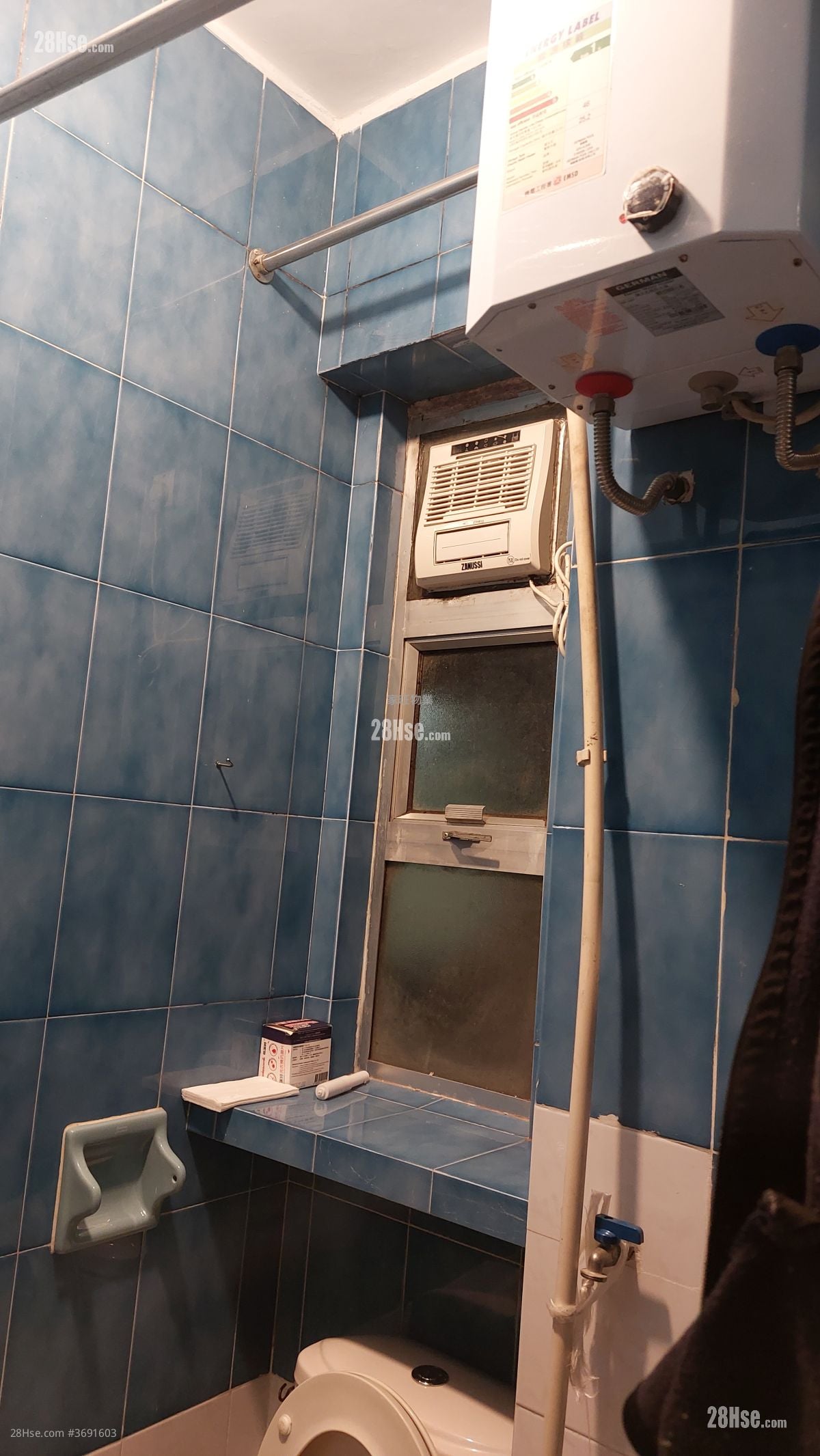 兆丰大楼 售盘 2 房 , 1 浴室 265 平方尺