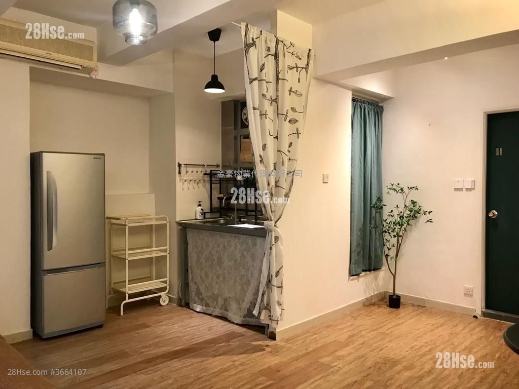 Lin Fung Mansion Sell Studio , 1 Bathroom 390 ft²